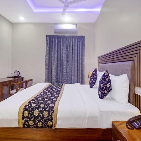 The Superb Hotel Pvt Ltd Hyderabad Eksteriør bilde
