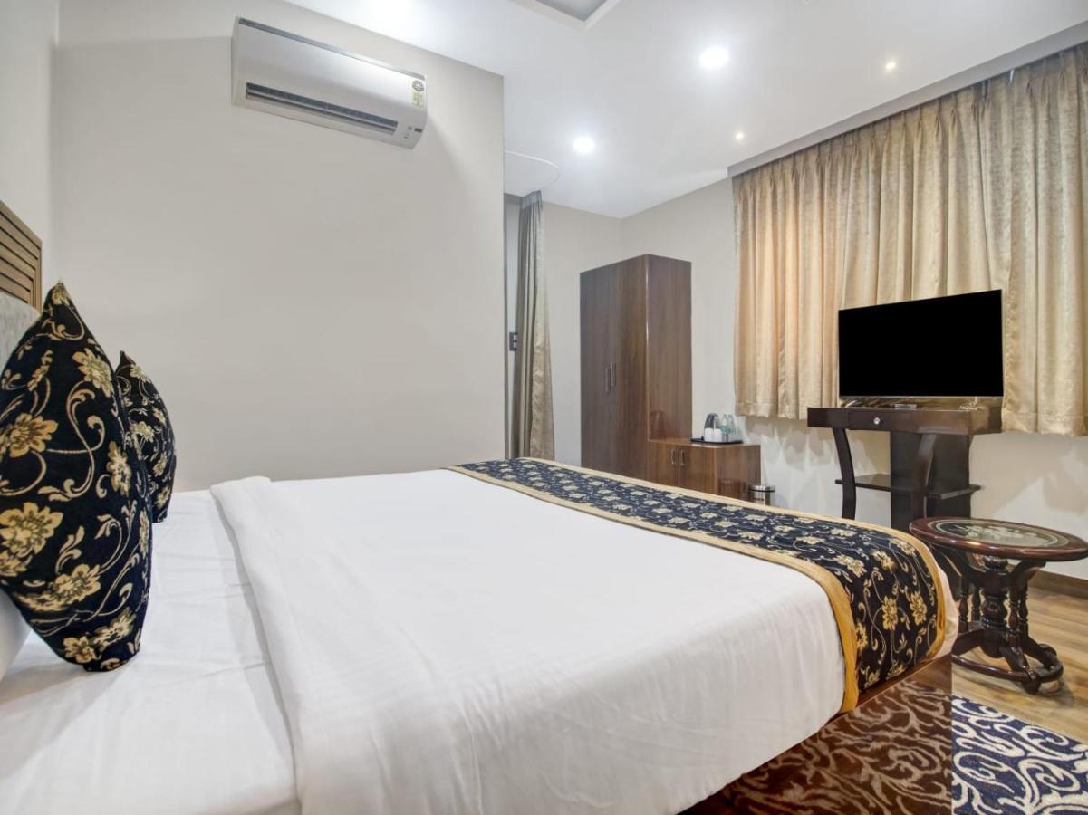 The Superb Hotel Pvt Ltd Hyderabad Eksteriør bilde